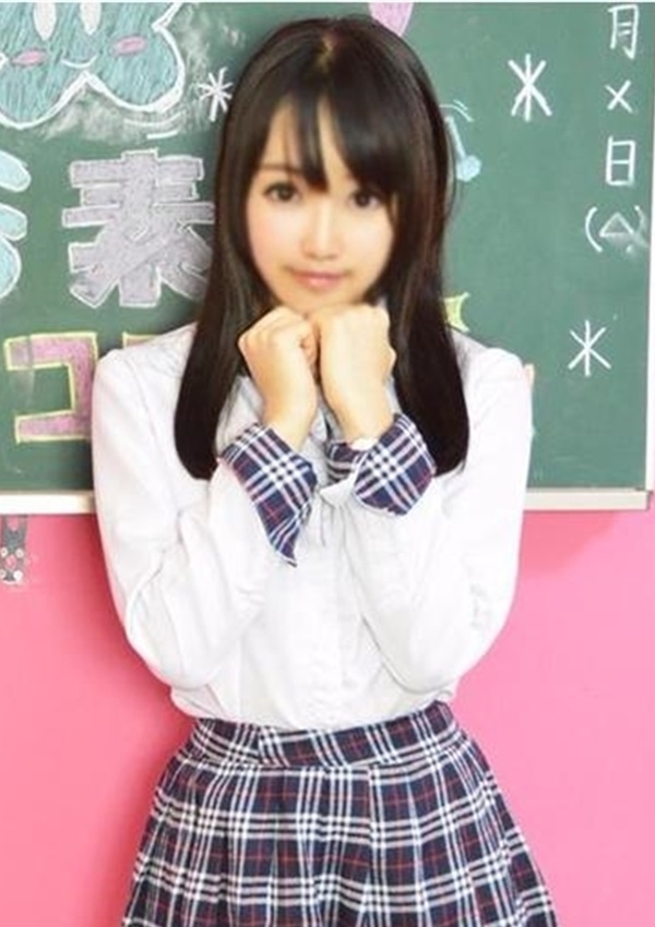 かぐや、18歳19歳の素人専門店 渋谷素人コスプレ学園 1