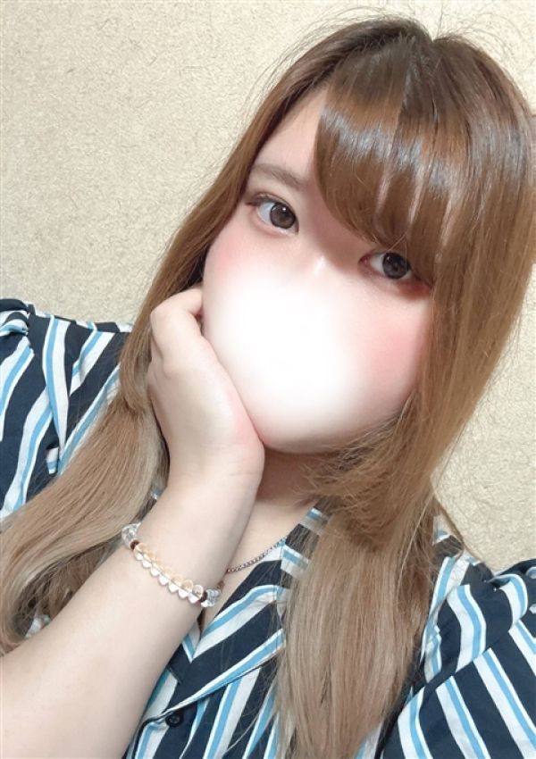 穂乃果(ほのか)、人妻気分