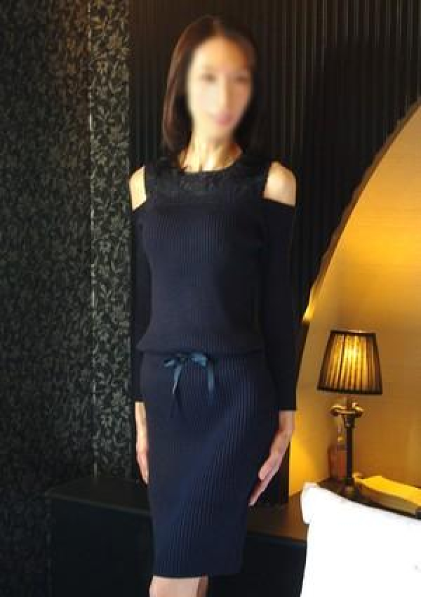 岡田美咲、派遣妻 2
