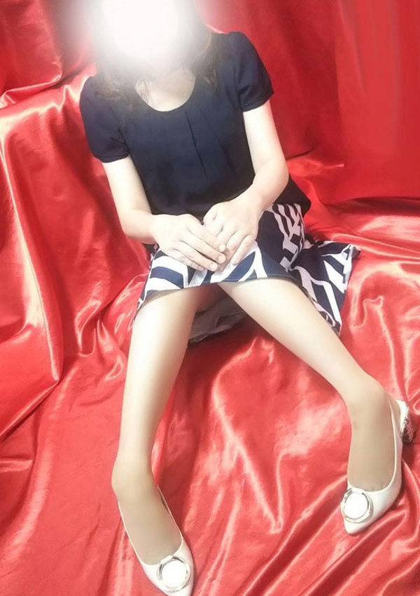 弥生、変態美熟女お貸しします。 3