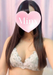美亜【新人】、Minx