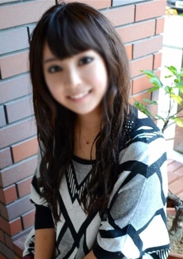 ほのん、新橋現役女子大生コレクション