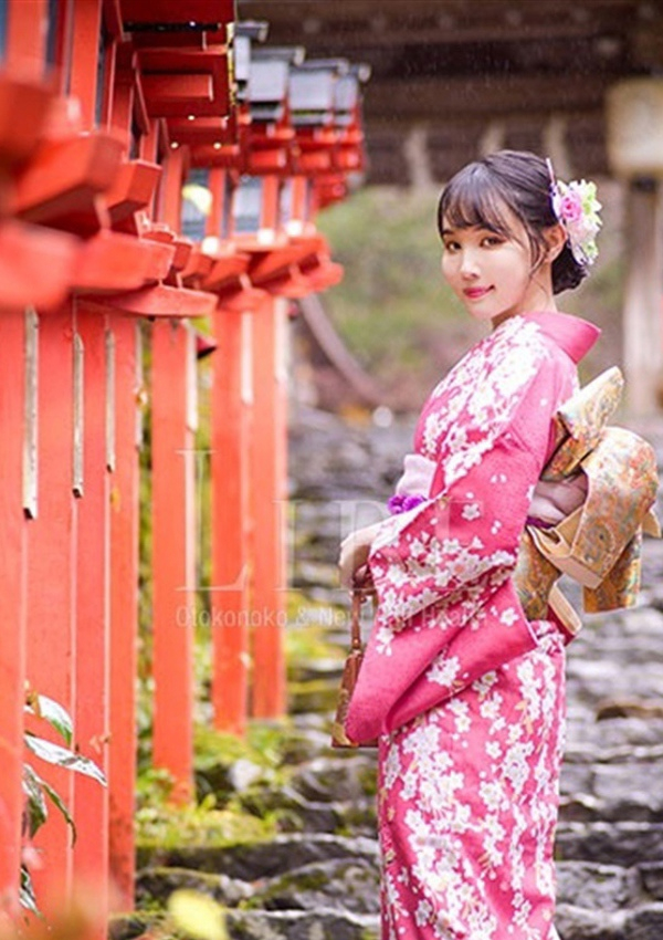 咲雪華奈(かな)、ニューハーフヘルスLIBE大阪梅田 2