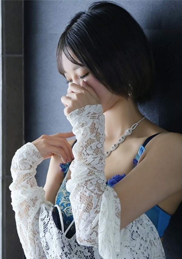 薫子(かおるこ)、NOA 6