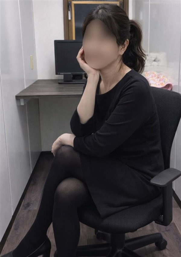 なお、30代40代50代専門 奥様艶姫 2