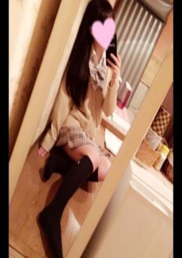 みみ、若い娘は好きですか?