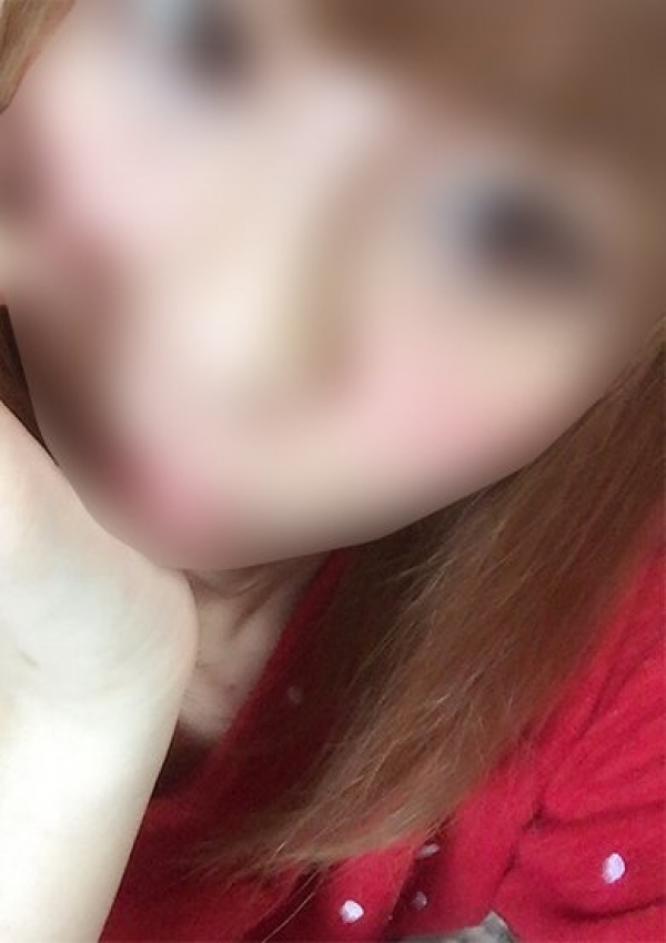 りお、隣の奥様 津 松阪店 1