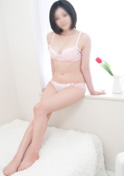 藤本 さつき、エステ・ド・ロワイヤル 2