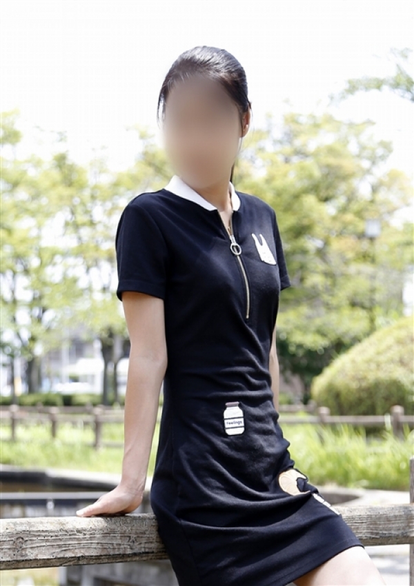 りり、夢ごこち 人妻店 7