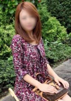 ひとみ、東京S級美女専科 1