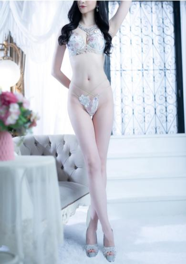 Ryou、ワンカラット 人妻の輝き 11