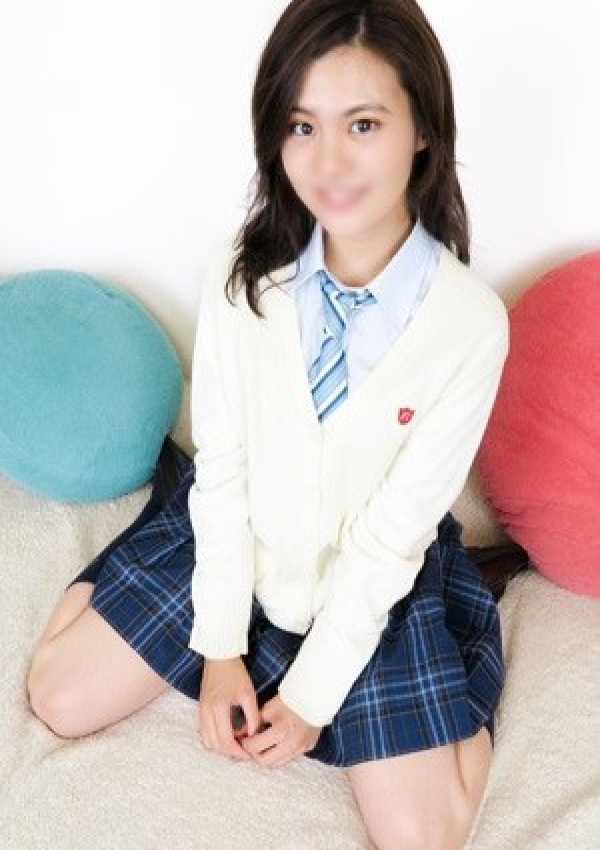 えみり、オシャレな制服素人デリヘル JKスタイル 2