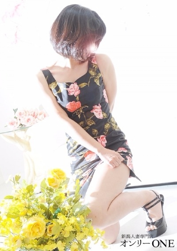 早苗、新潟人妻専門店 オンリーONE 5