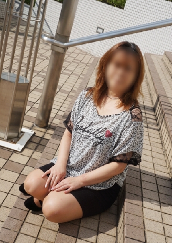 なぎさ、かわいい熟女&おいしい人妻 町田店 4