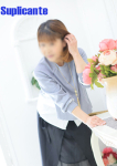 アキコ、スプリカンテ(哀らしい熟女たち)
