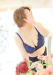 ミナミ、スプリカンテ(哀らしい熟女たち)