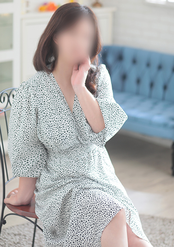 かなこ、人妻美人館 2