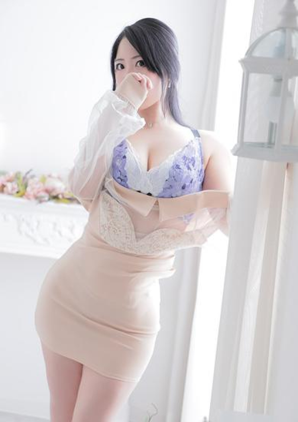 新人ネネ、セレブガーデン 3