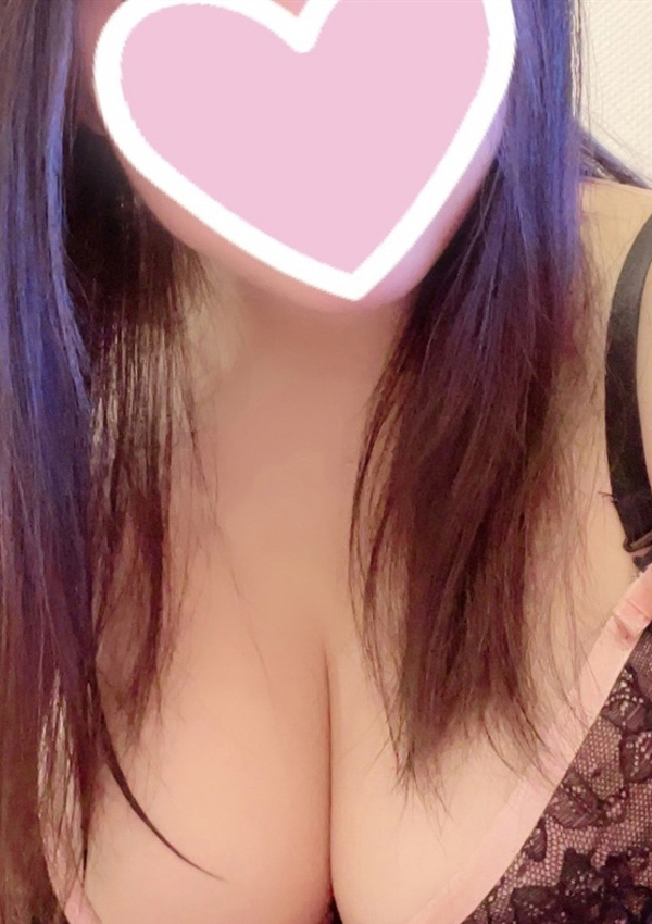 ふわり、熟女&人妻&ポッチャリクラブ 8