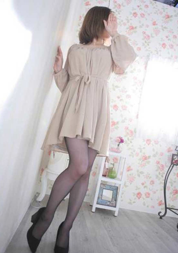 紺野 ゆう、淫乱OL派遣商社 斉藤商事 1