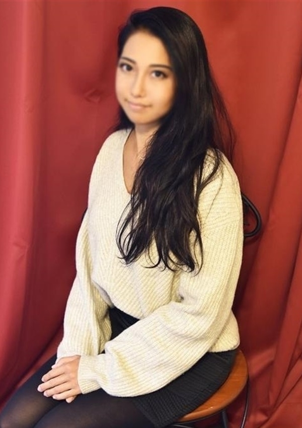 もも、デスパレートな人妻たち 2