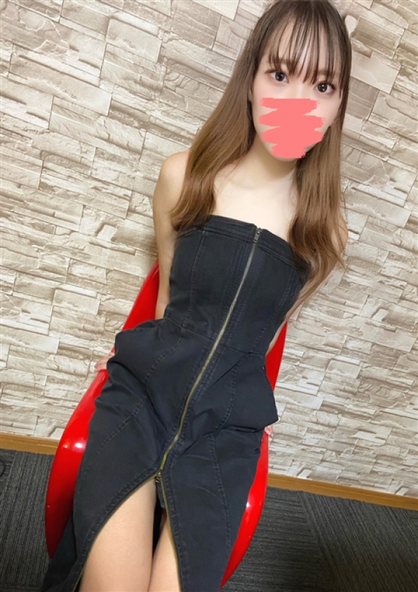 アズサ、大阪激安デリヘル LIMIT(リミット)