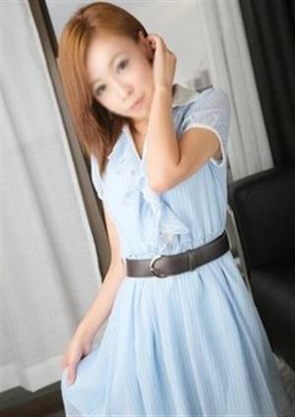 小嶺 莉子、イラマチーオ キタ梅田店 1