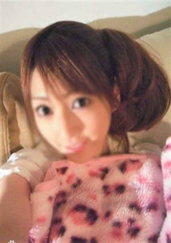 マダムクイン、ともえ