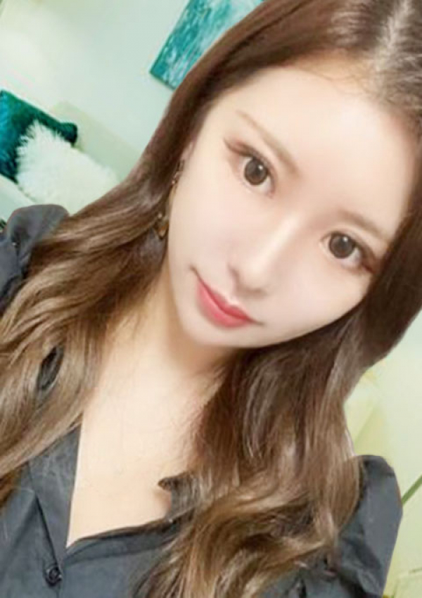 きらりちゃん、もう!本物じゃなきゃ満足出来ない～アンアン吠える女子大生～