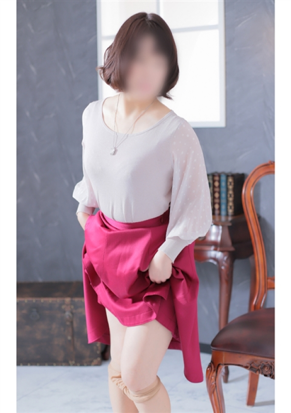 ゆりえ、性腺熟女100% 8