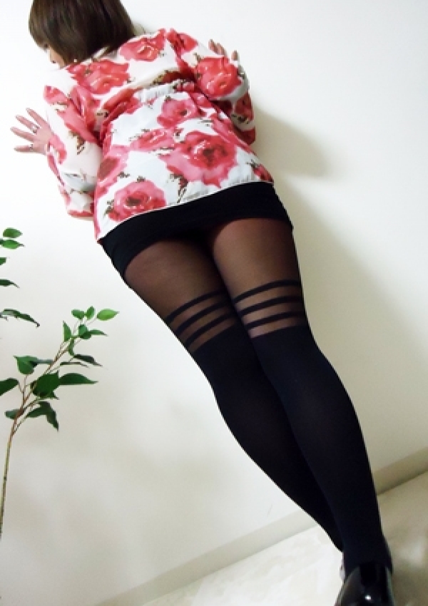 ひかる、汁だく淫乱欲情妻 3