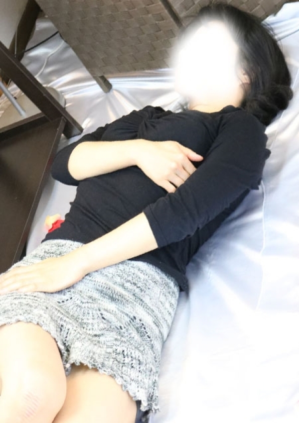しのぶ、甲府人妻隊 3