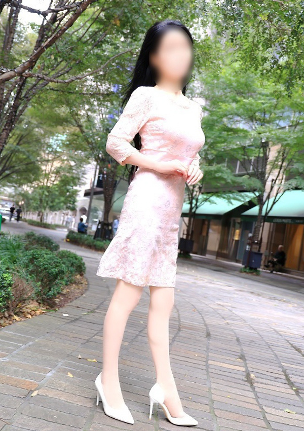 彩乃、東京人妻フォーシーズンズ 4