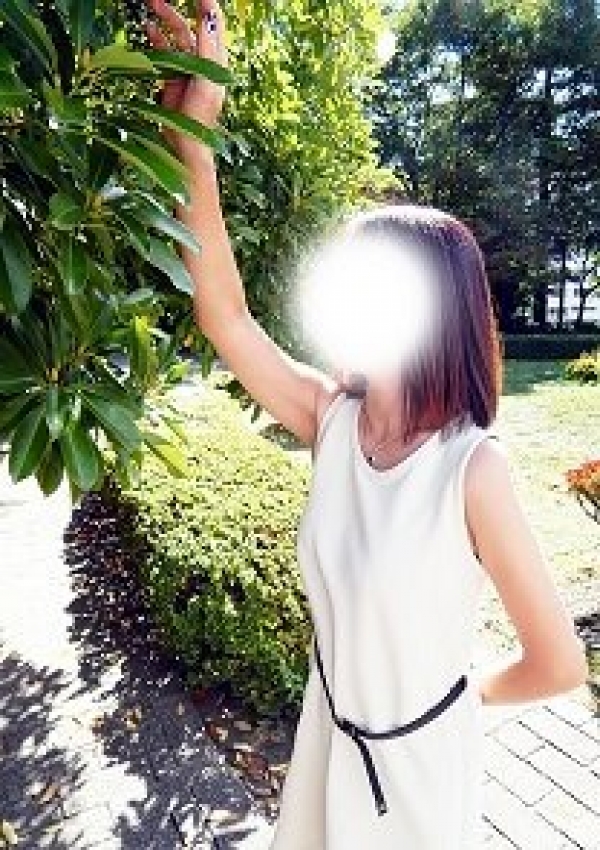 ちなつ、仙台人妻セレブリティー 2