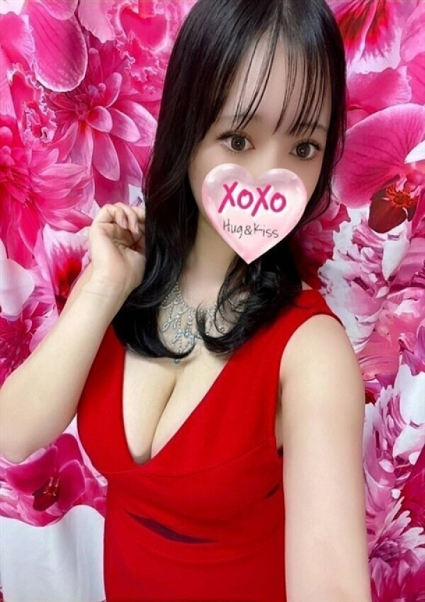 Aina アイナ、XOXO Hug&Kiss (ハグアンドキス) 3