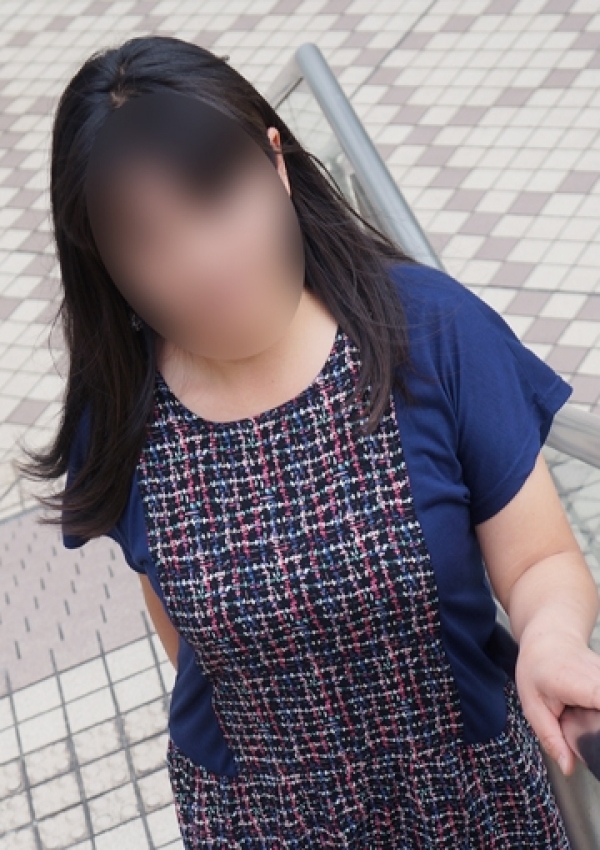 まこ、かわいい熟女&おいしい人妻 町田店 1