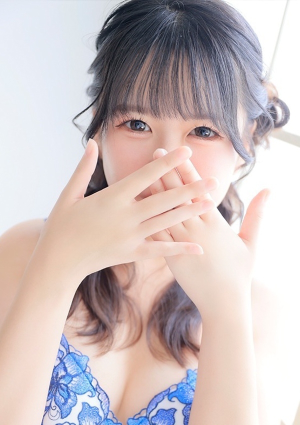 ここな、淡路デリヘルクリスタル 4