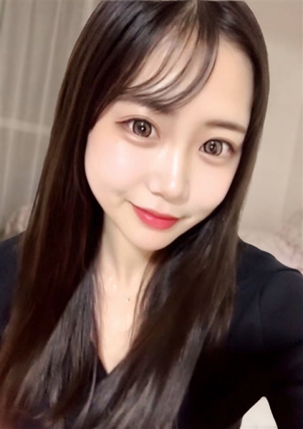 港区女子とエッチな関係、にじ