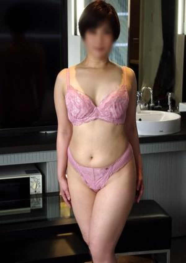 小林慶子、派遣妻 1