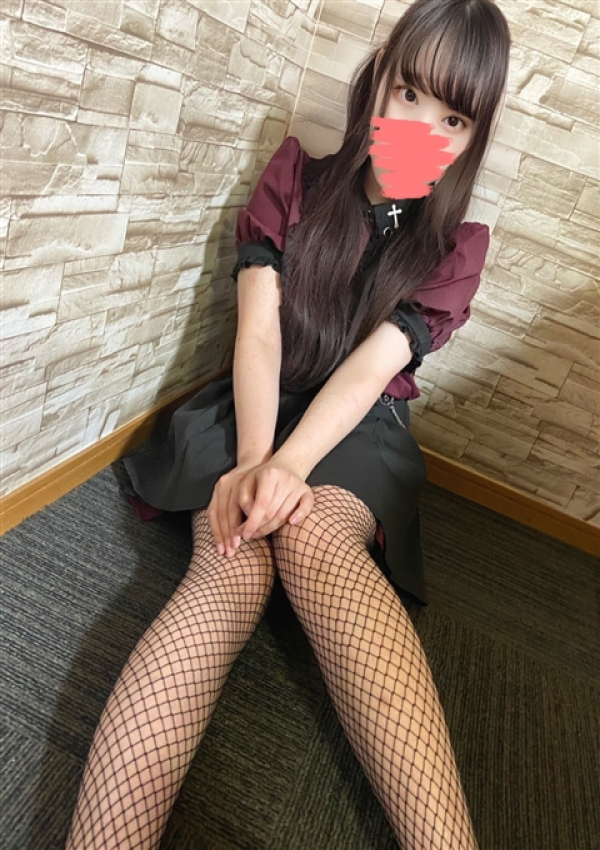 モモネ、大阪激安デリヘル LIMIT(リミット)