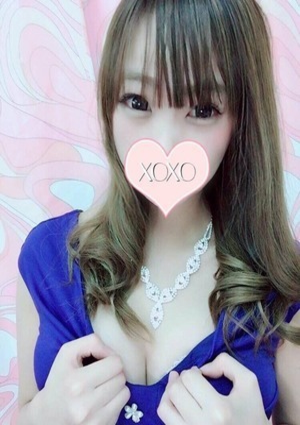 Serena セレナ、XOXO Hug&Kiss 神戸店
