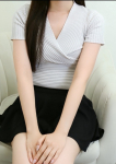 セラピスト、しおん
