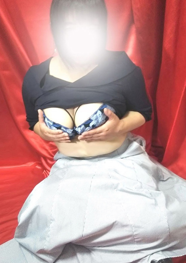 馬場、変態美熟女お貸しします。