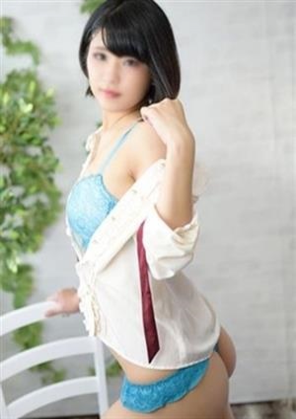 大原 桜子、イラマチーオ キタ梅田店 3