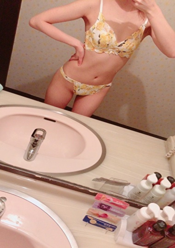 英 琴美、club Lupin 5