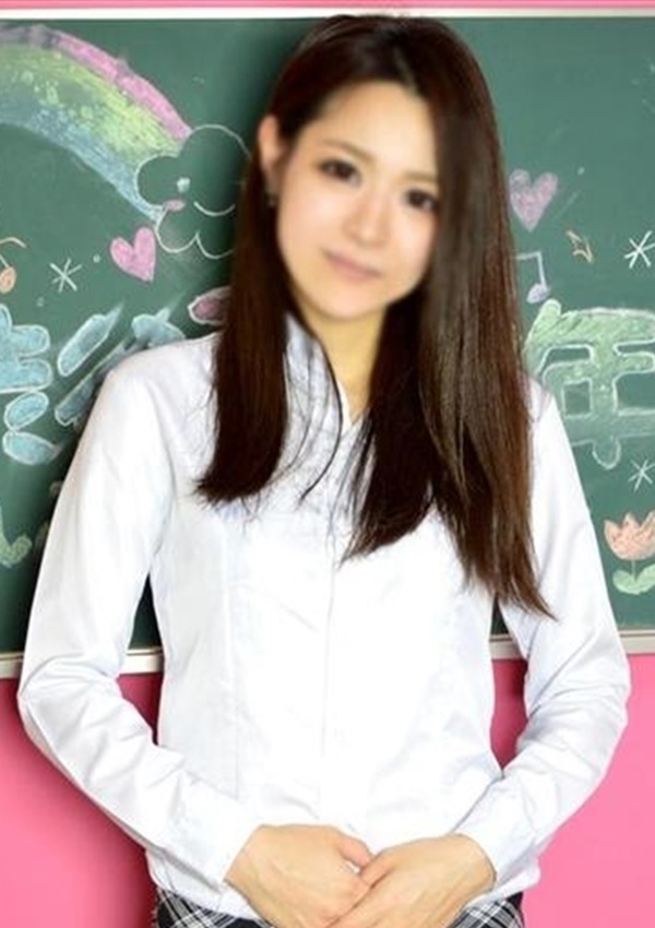 みゆな、18歳19歳の素人専門店 渋谷素人コスプレ学園 3