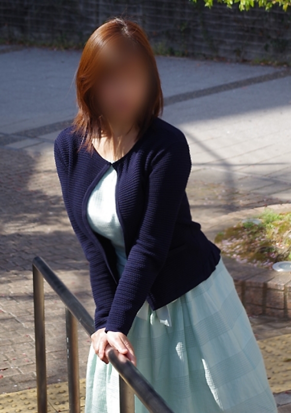 瀬名、昼顔妻 4