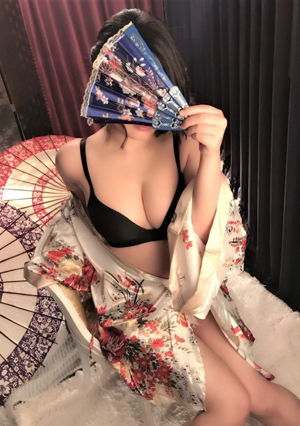 はな、山梨コスプレ学園 LOVE&PEACE 5