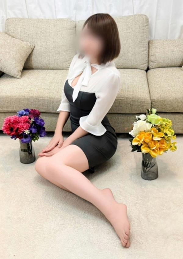 姫沢 みな、ユナイト神戸西・明石人妻熟女 3