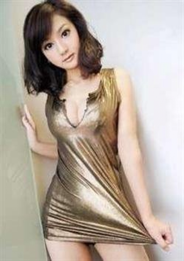 ヒカル、女優 4